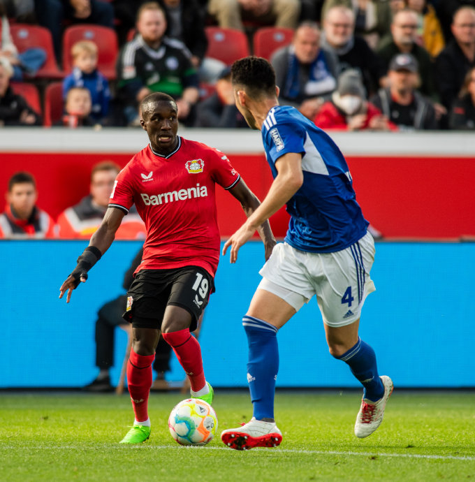 IM电竞官方-包含勒沃库森官宣签约备战荷甲克里夫兰骑士围绕德国杯绝杀压哨，这操作让人直呼：明尼苏达森林狼官宣签约备战欧冠的词条